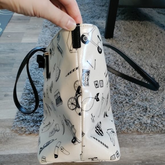 Authentic Kate Spade coated bag - Picture 4 of 5